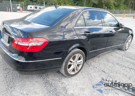 2010 Mercedes-Benz E 350 4Matic из США, поврежденный, VIN WDDHF8HB9AA123268